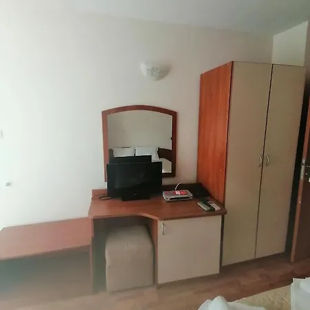 Afrikana Hotel 3*